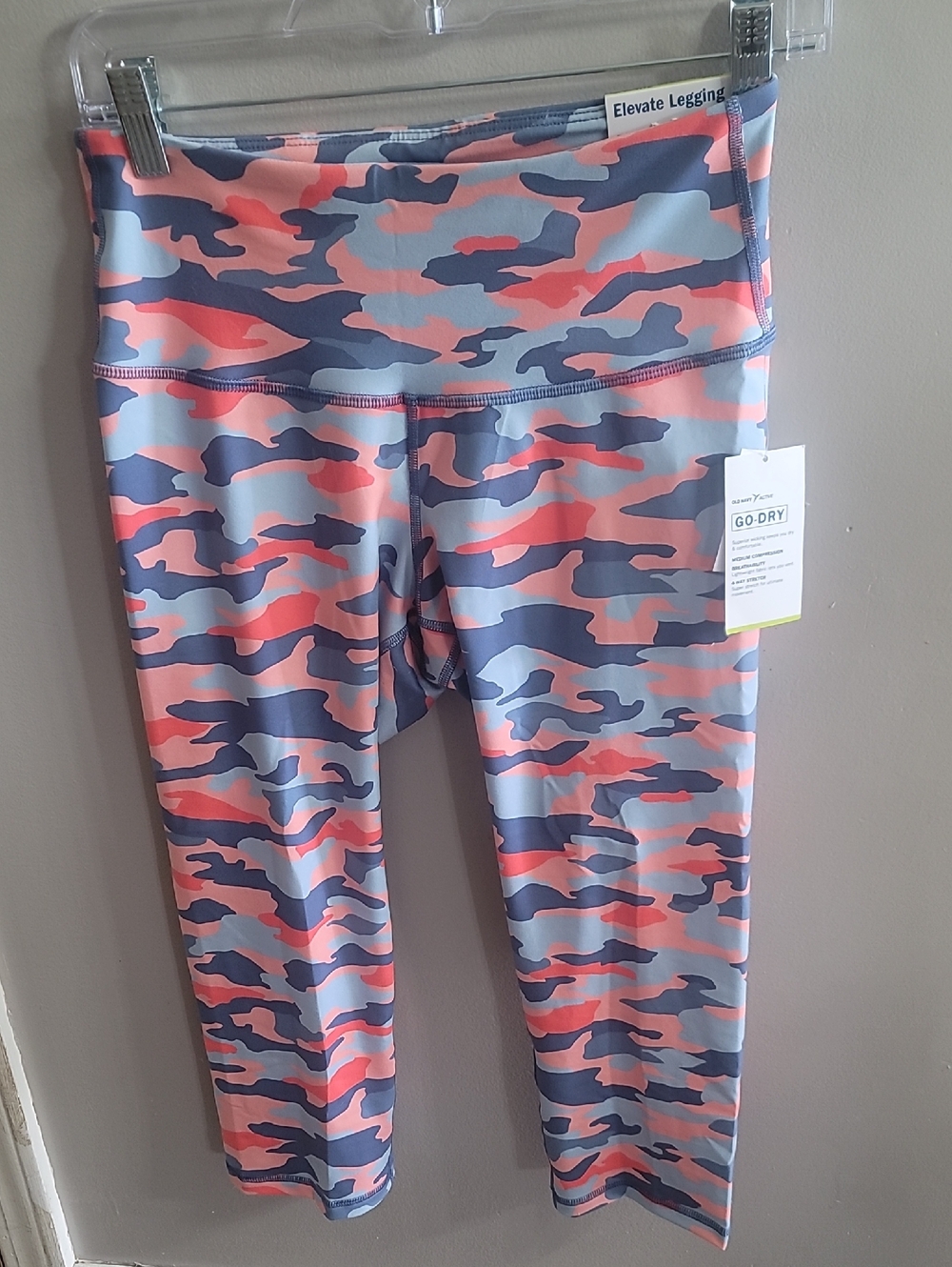 Old Navy Pink, Coral, Blue Camo Elevate Leggings